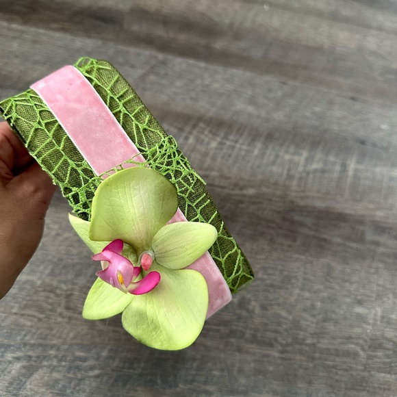 Handmade Designer Fascinator Headband Black Green Pink Velvet Bow Floral Orchid - Picture 2 of 12